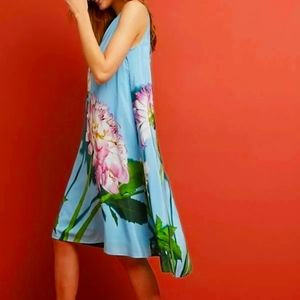 Anthropologie Photorealistic Silk blue floral midi sundress sleeveless size 2